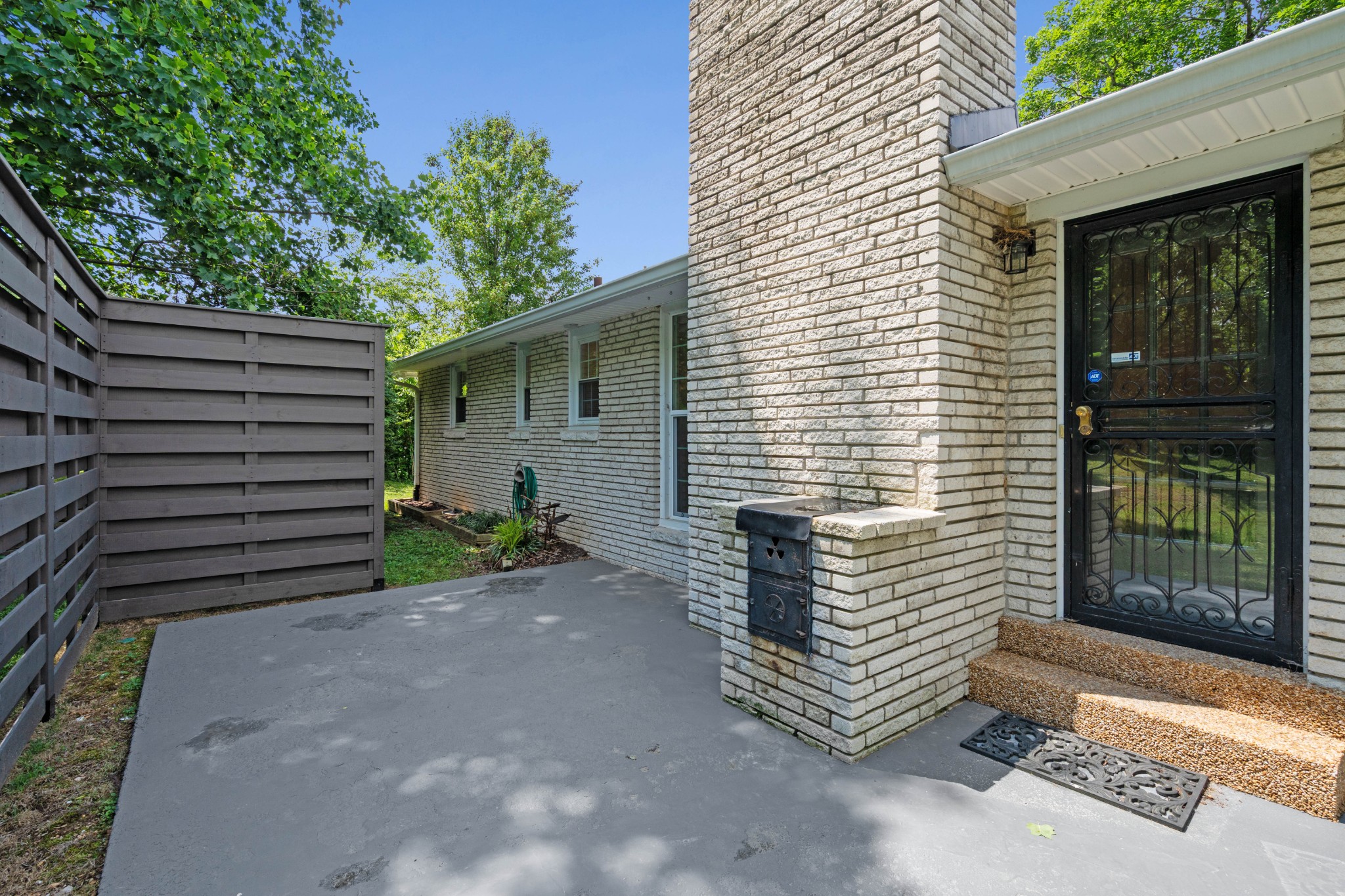 742 Currey Road Nashville TN 37217
