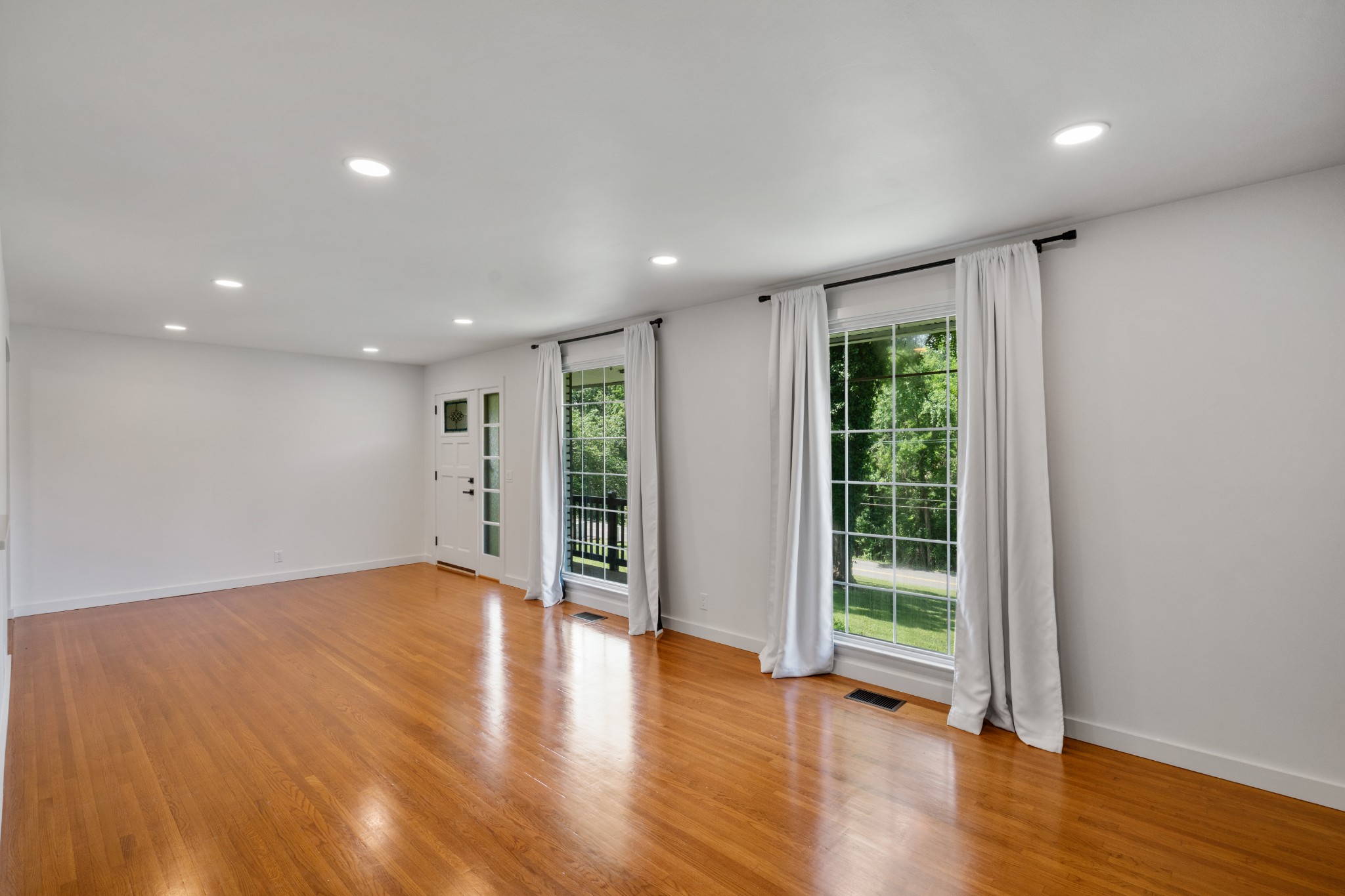 742 Currey Road Nashville TN 37217