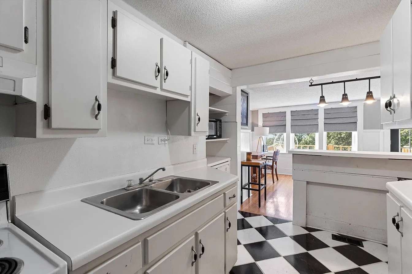 549 S Crest Road Chattanooga TN 37404