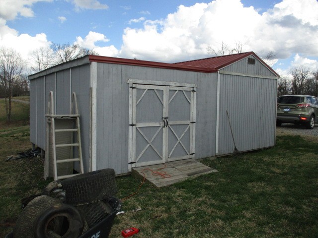 721 Hog Back Ridge Road Bethpage TN 37022