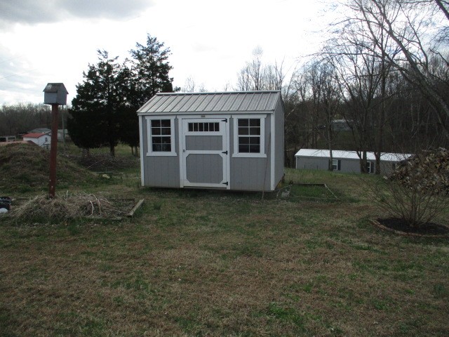 721 Hog Back Ridge Road Bethpage TN 37022