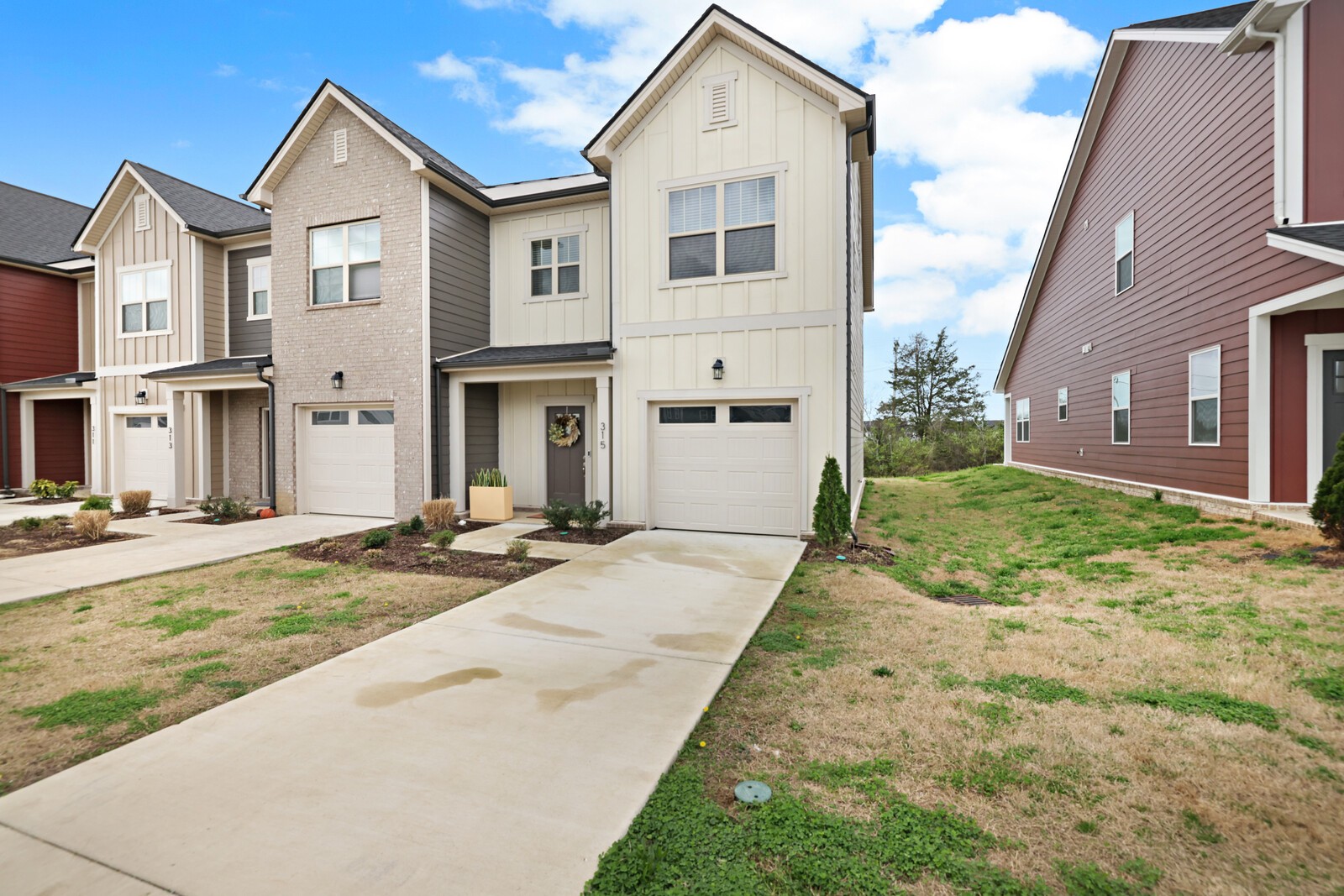315 Carver Connection Lebanon TN 37087
