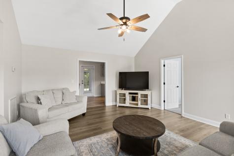 51 Larkspur Court Tullahoma TN 37388