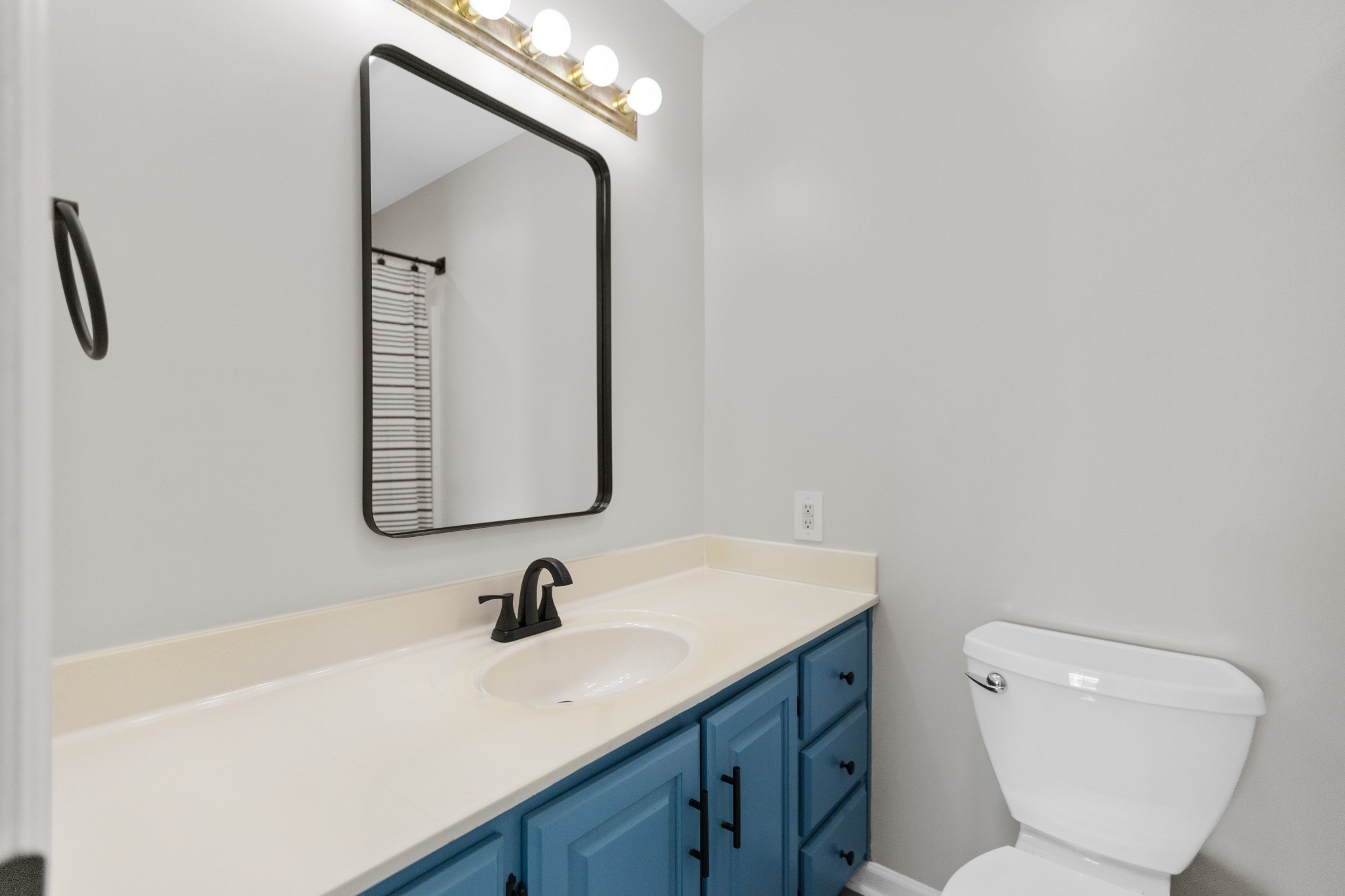 51 Larkspur Court Tullahoma TN 37388