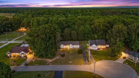 51 Larkspur Court Tullahoma TN 37388