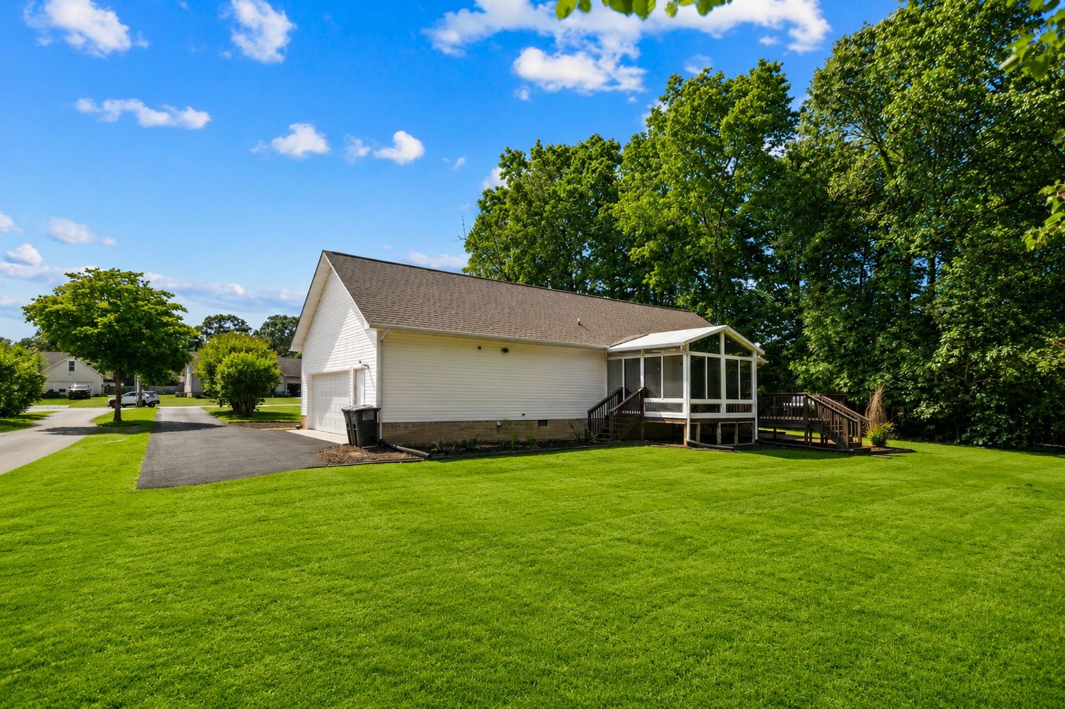 51 Larkspur Court Tullahoma TN 37388