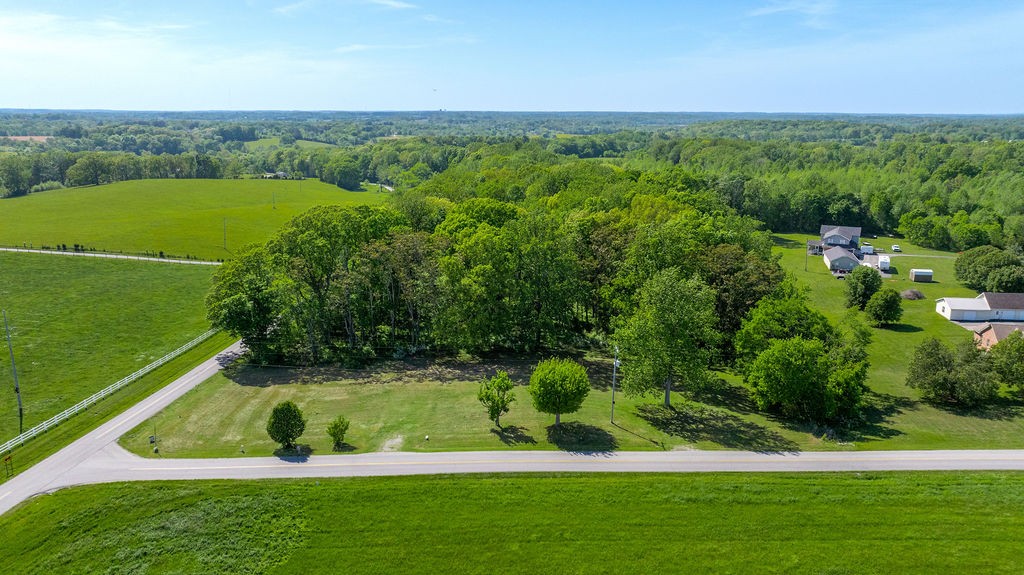 101 Riggs Road Portland TN 37148