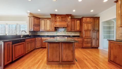 309 New Kent Court Tullahoma TN 37388