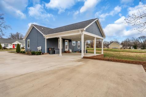103 Lincoln Street Ethridge TN 38456