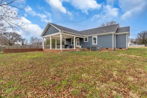 103 Lincoln Street Ethridge TN 38456