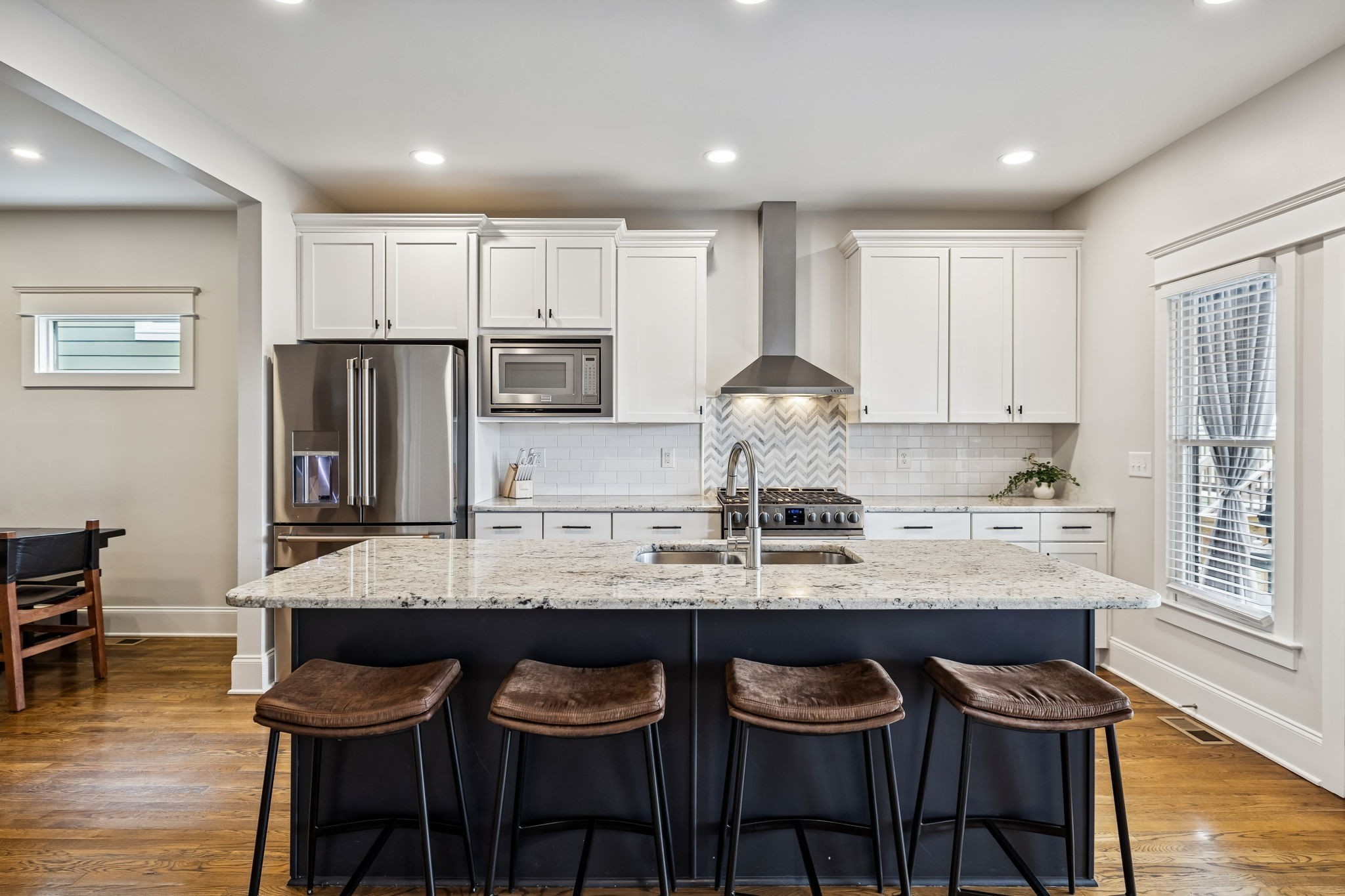 952 9th Ave, S Nashville TN 37203