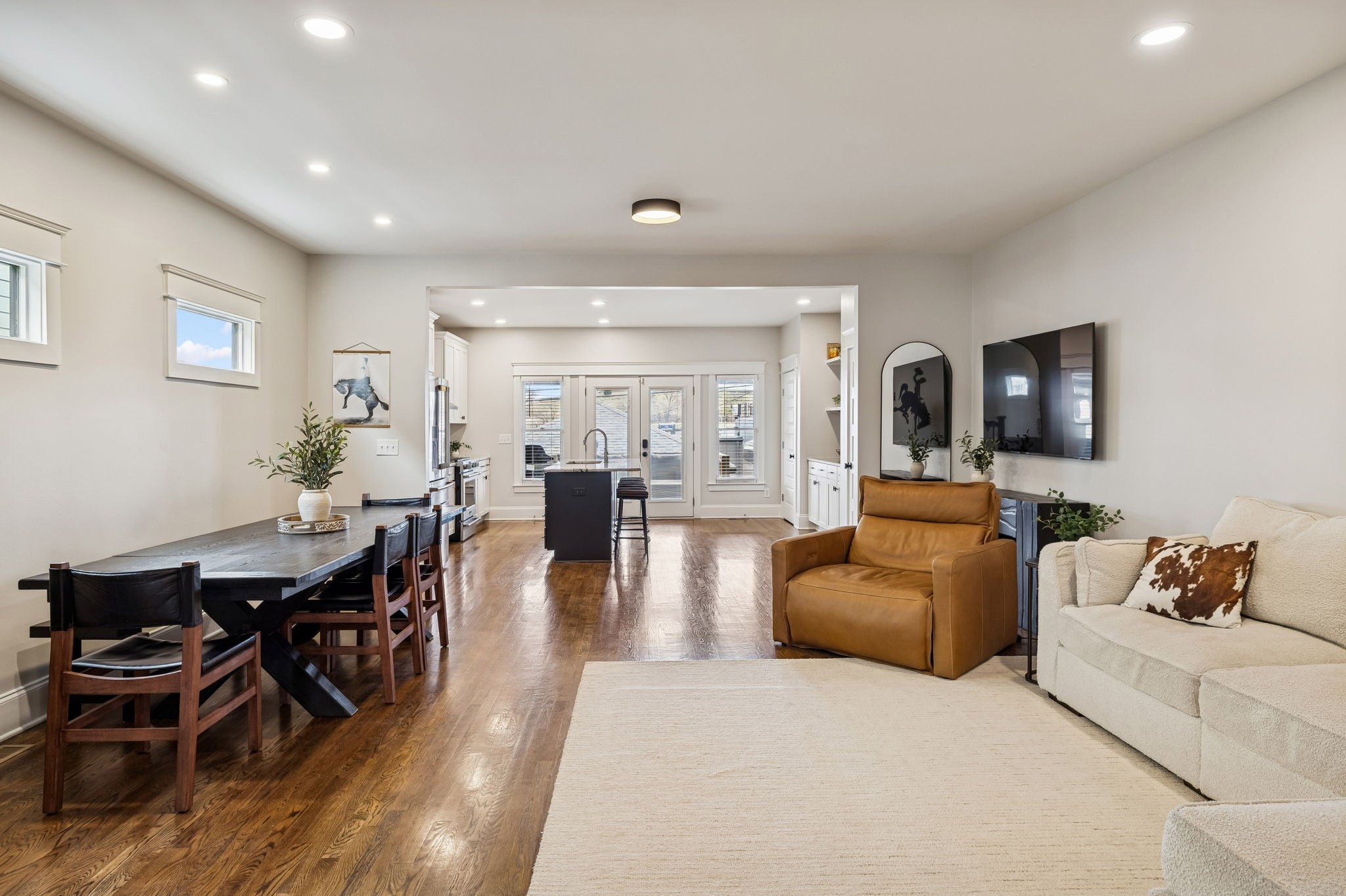 952 9th Ave, S Nashville TN 37203