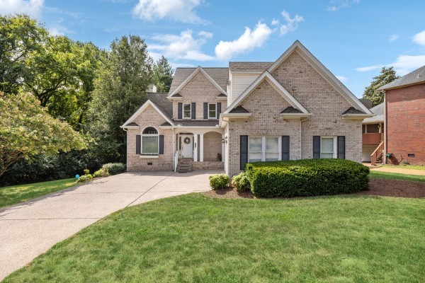 2701 N Highlands Drive Nashville TN 37221