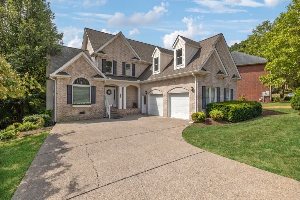 2701 N Highlands Drive Nashville TN 37221