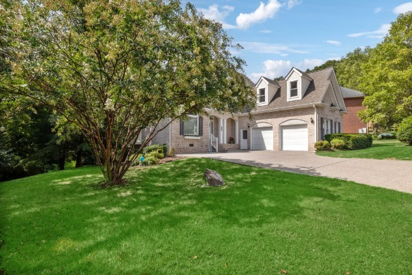 2701 N Highlands Drive Nashville TN 37221