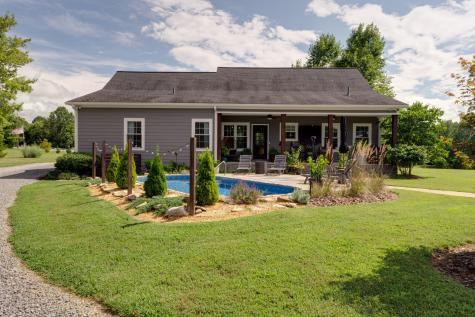 11076 Highway 52, W Westmoreland TN 37186