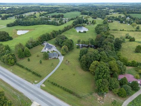 11076 Highway 52, W Westmoreland TN 37186