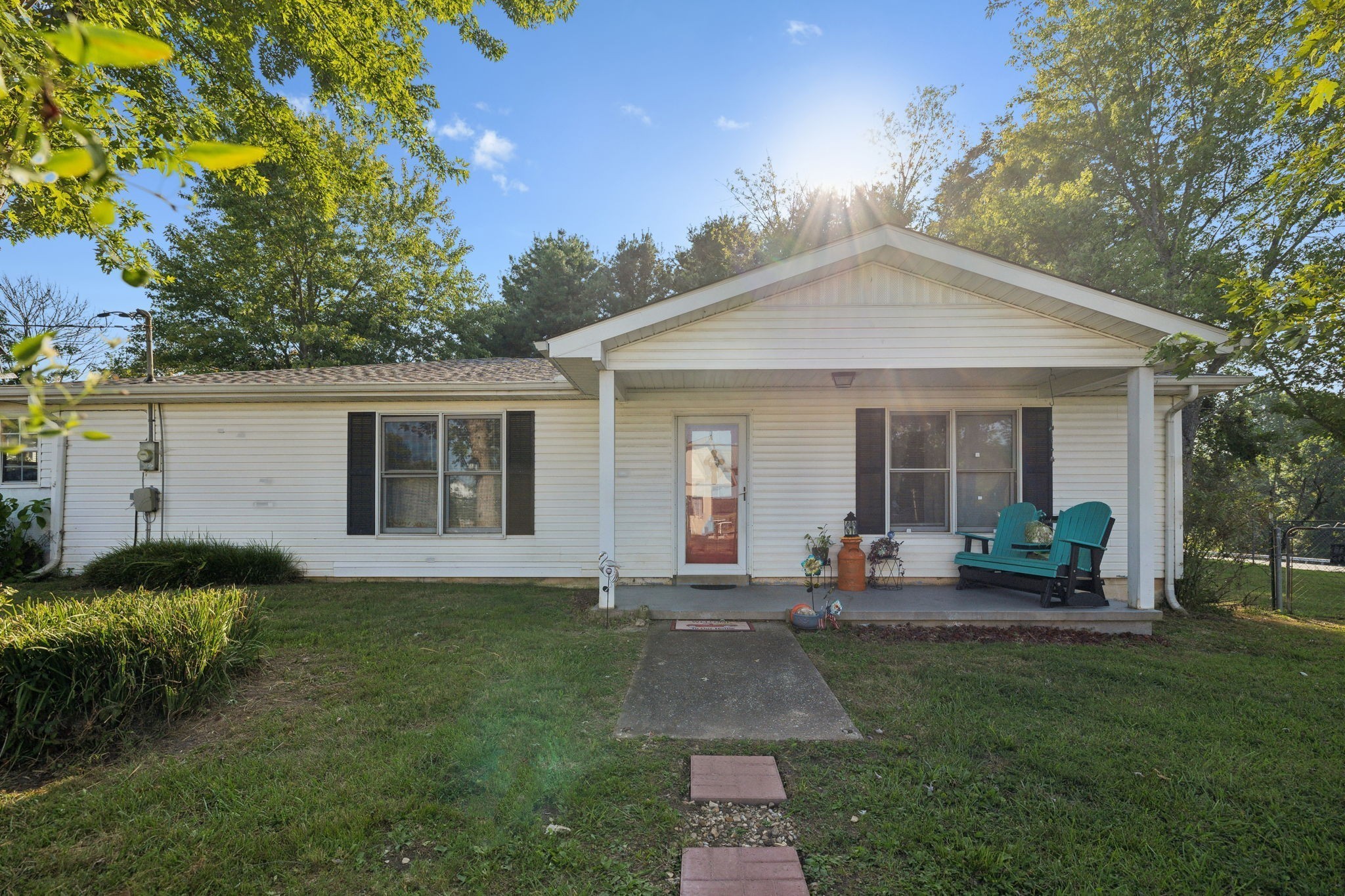 Lafayette TN, 4901 Highway 52 W