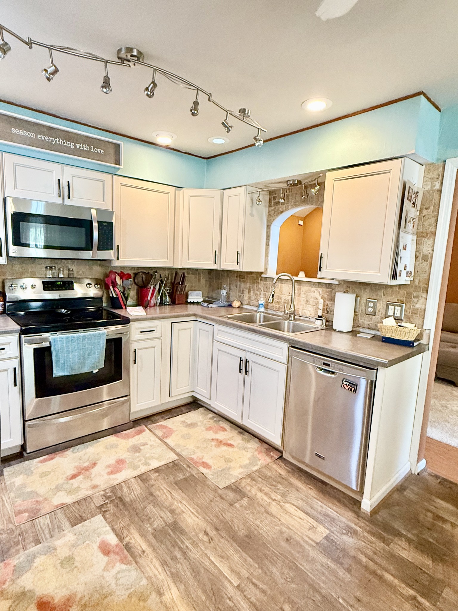 402 Rolling Acres Drive White House TN 37188