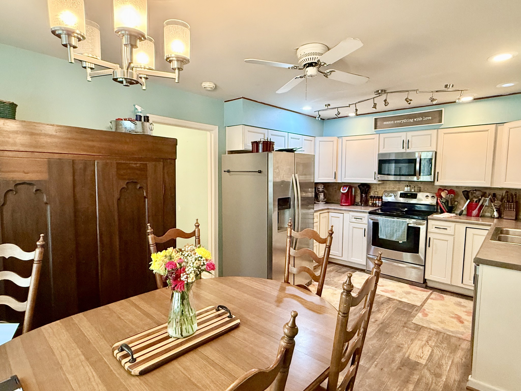 402 Rolling Acres Drive White House TN 37188