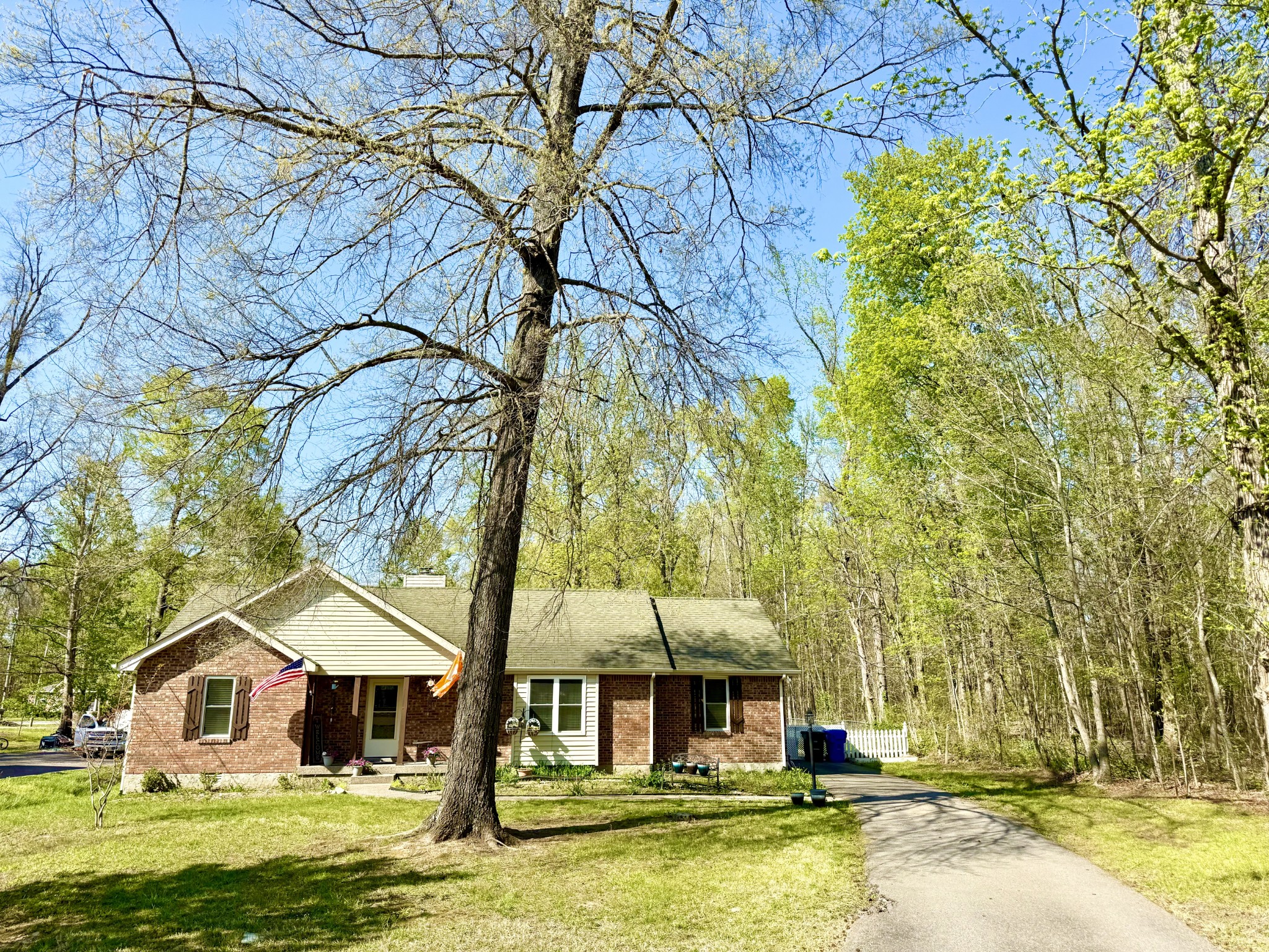 402 Rolling Acres Drive White House TN 37188