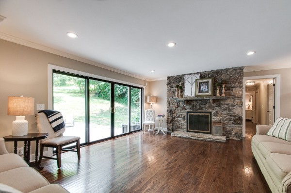 1004 Holly Tree Gap Road Brentwood TN 37027