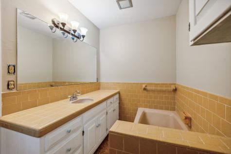 200 Tranquility Lane Portland TN 37148
