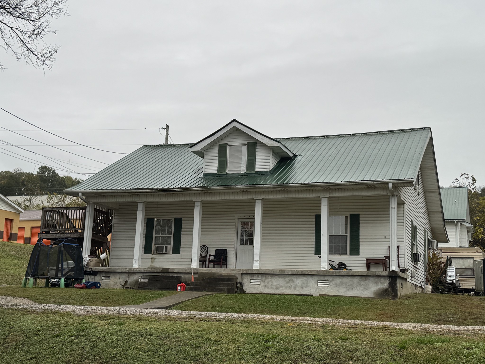 303 Jefferson Ave, E Carthage TN 37030
