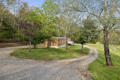 1033 Pollard Road Walling TN 38587