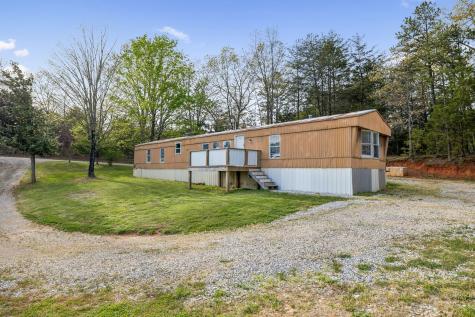 1033 Pollard Road Walling TN 38587
