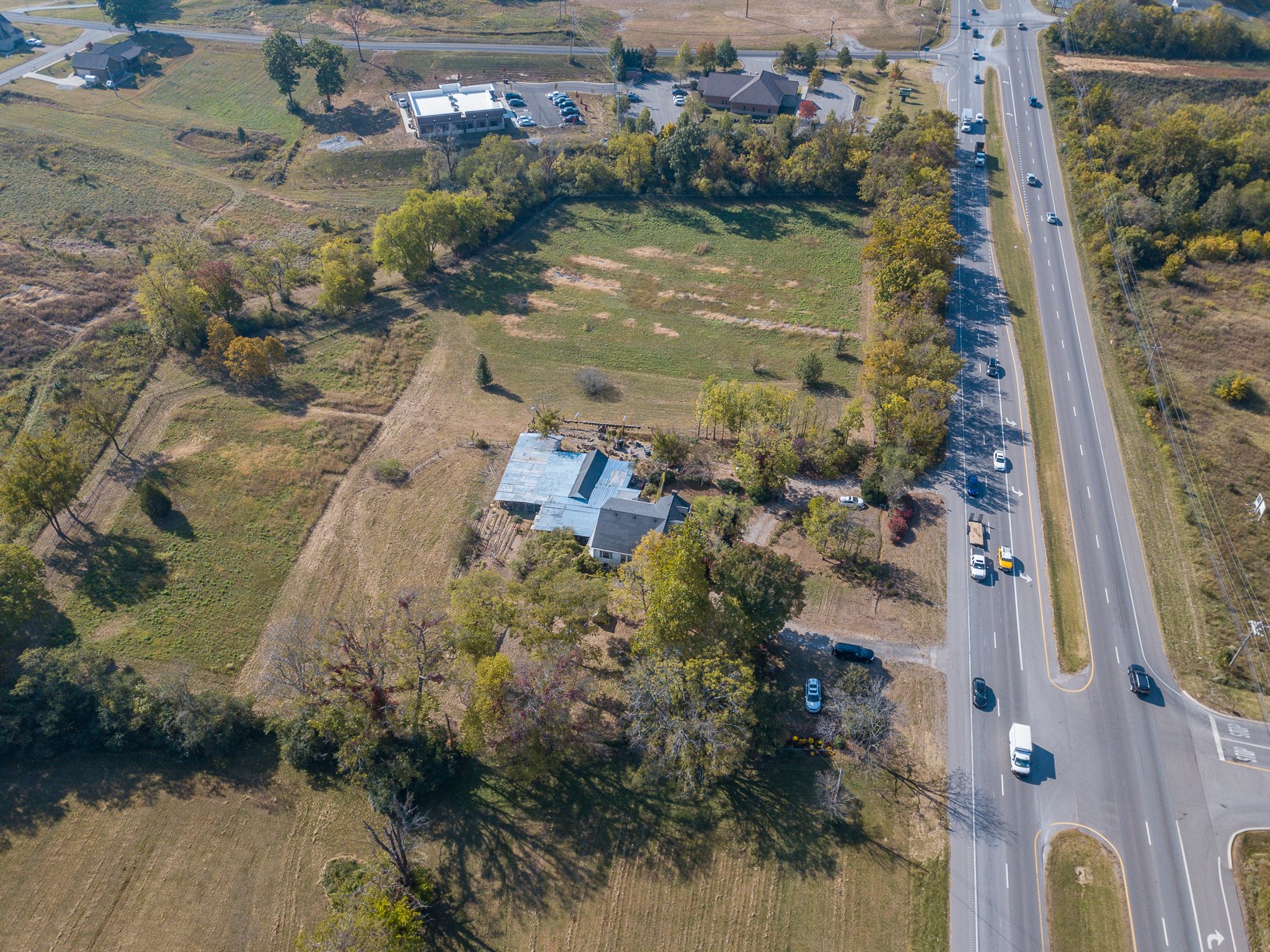 1668 Nashville Highway Columbia TN 38401