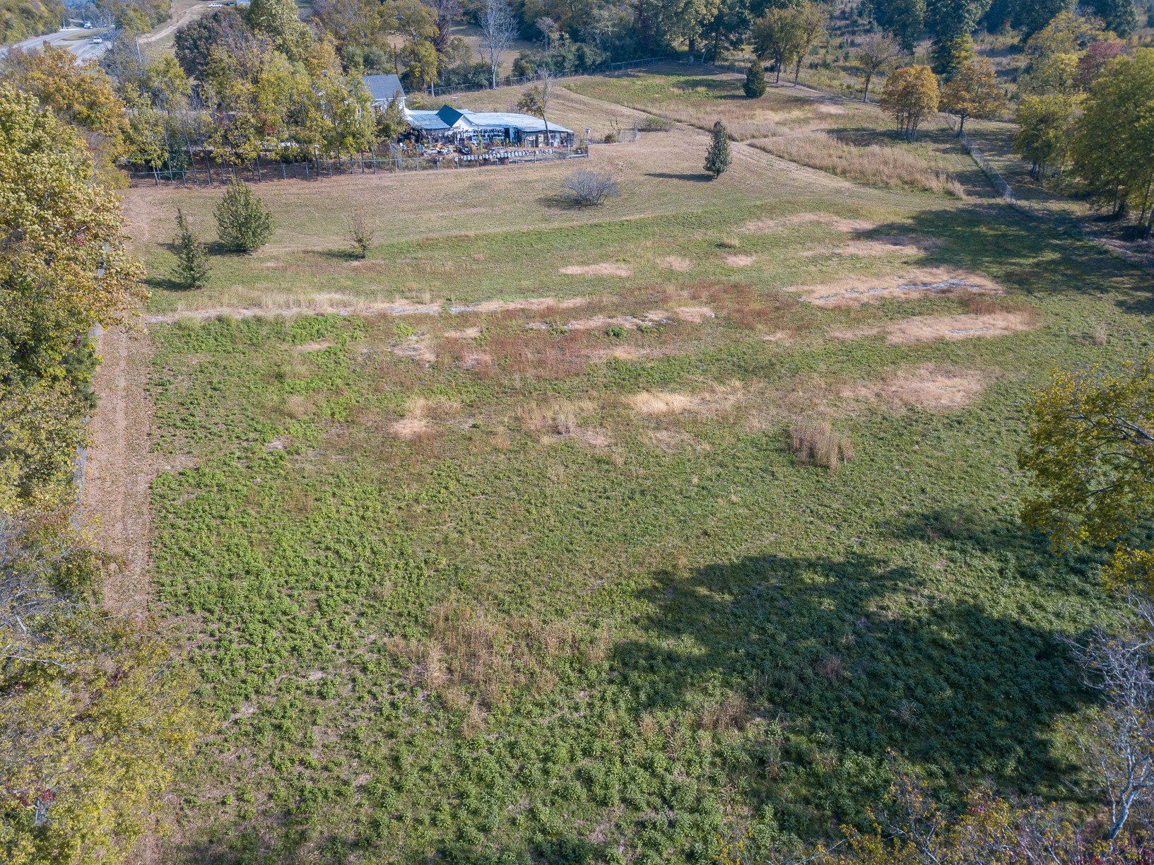 1668 Nashville Highway Columbia TN 38401