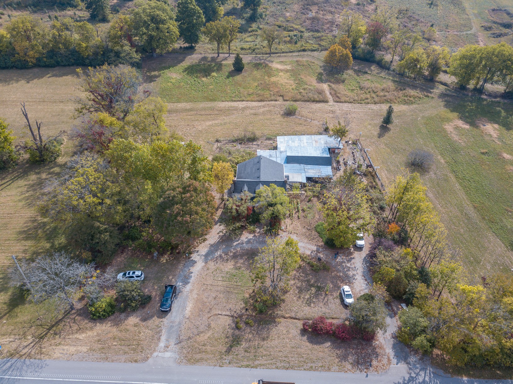 1668 Nashville Highway Columbia TN 38401