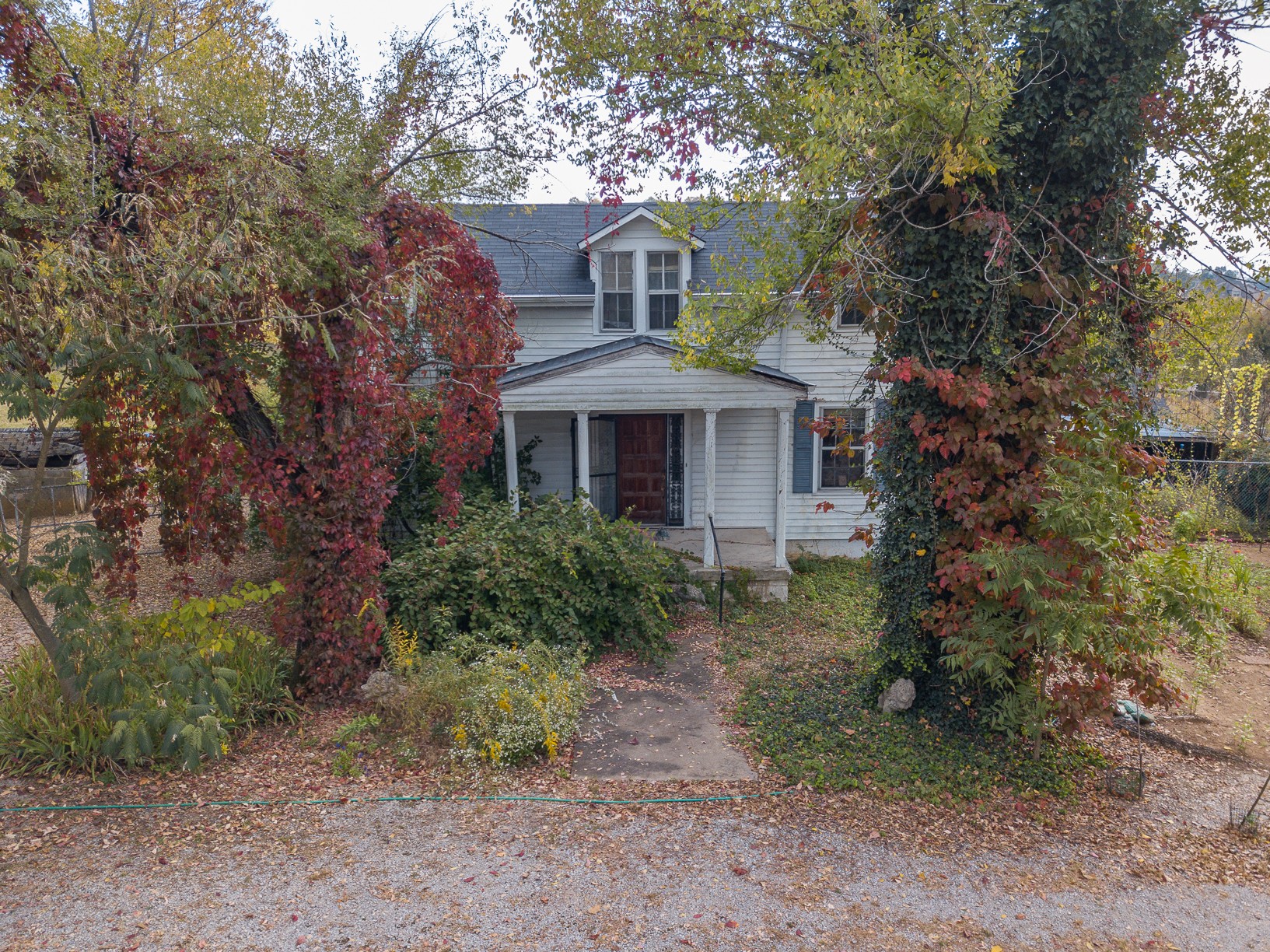 1668 Nashville Highway Columbia TN 38401