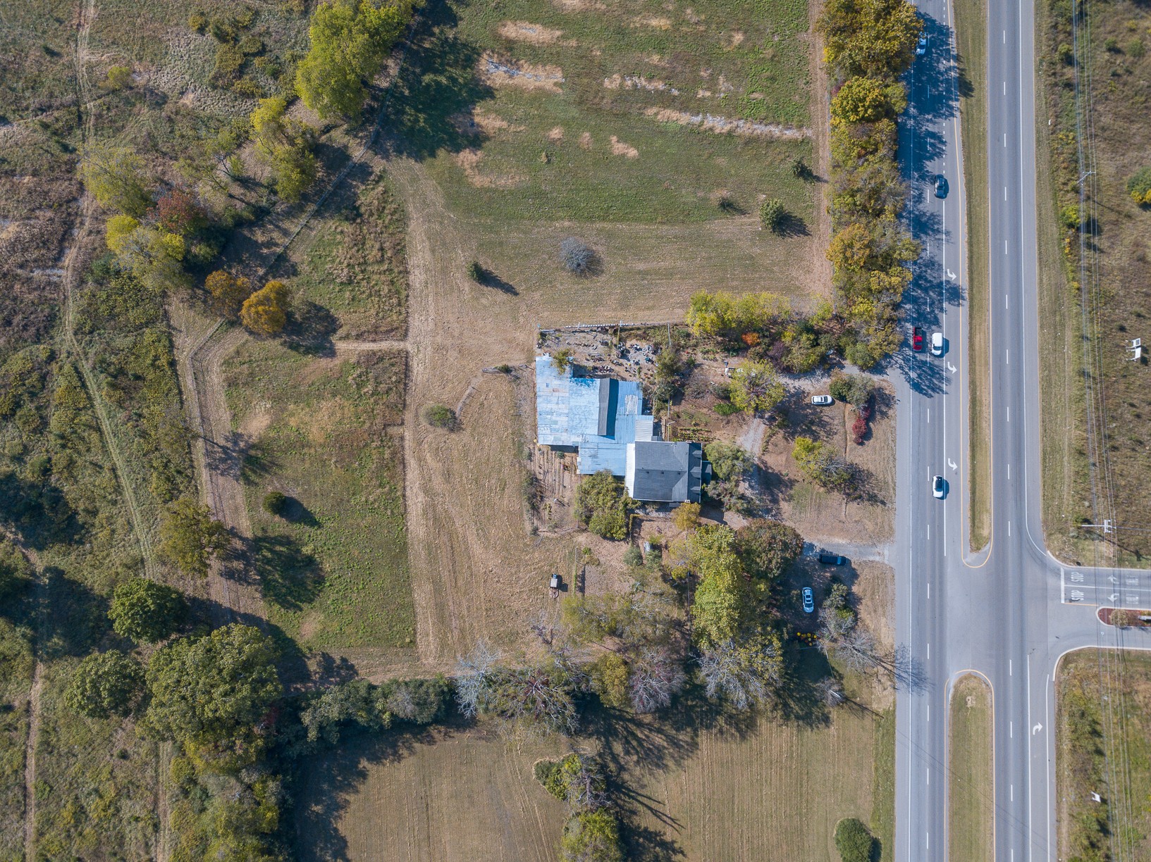 1668 Nashville Highway Columbia TN 38401