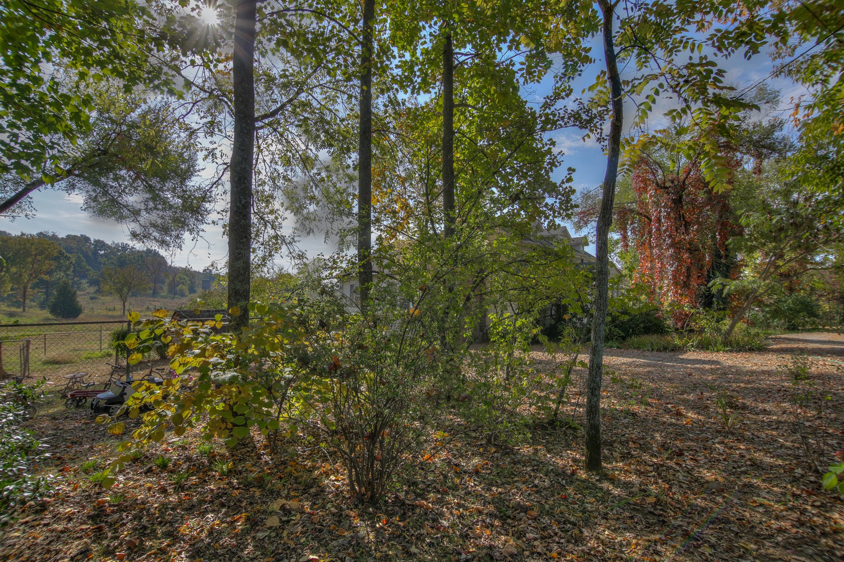 1668 Nashville Highway Columbia TN 38401