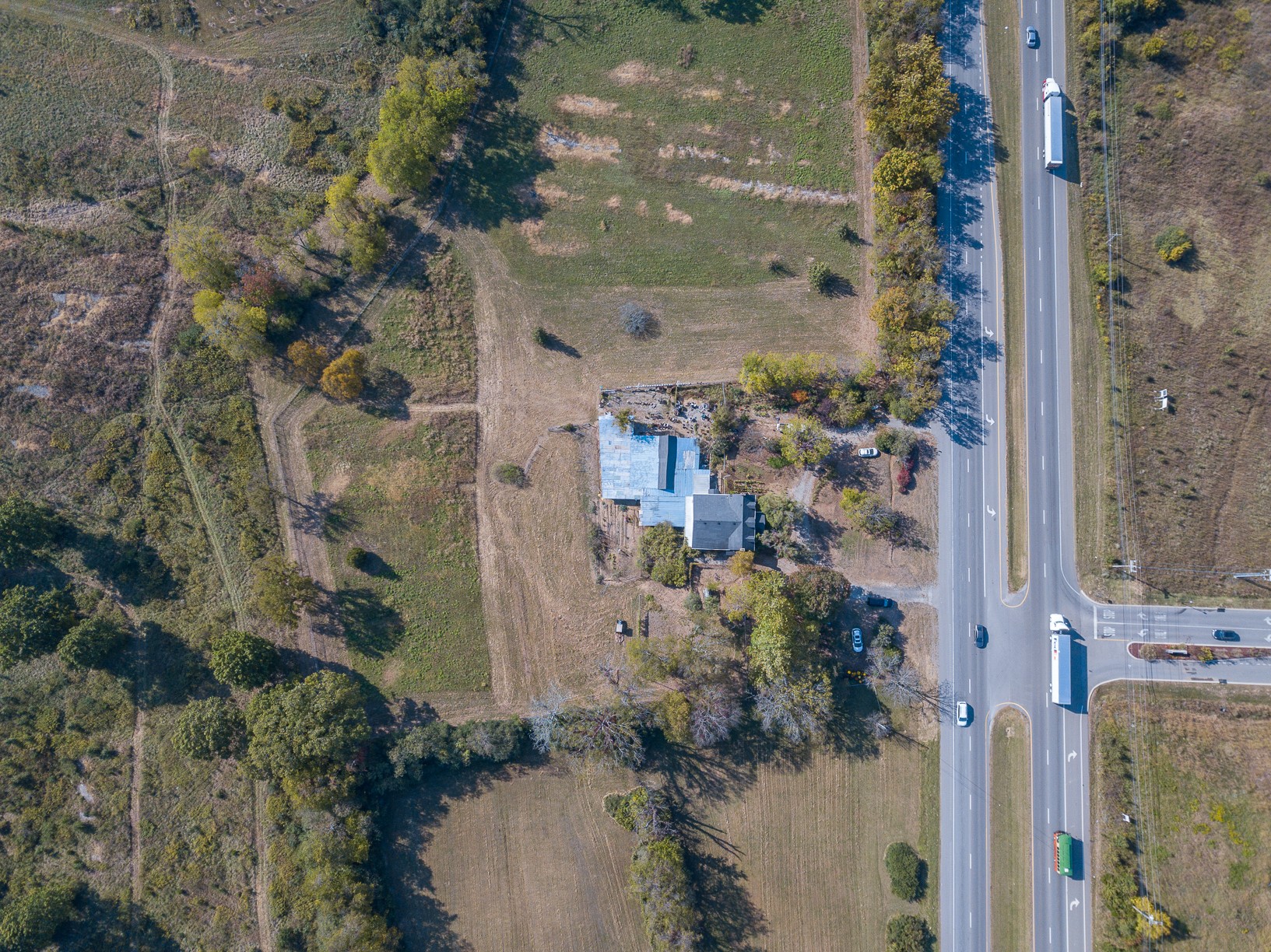 1668 Nashville Highway Columbia TN 38401