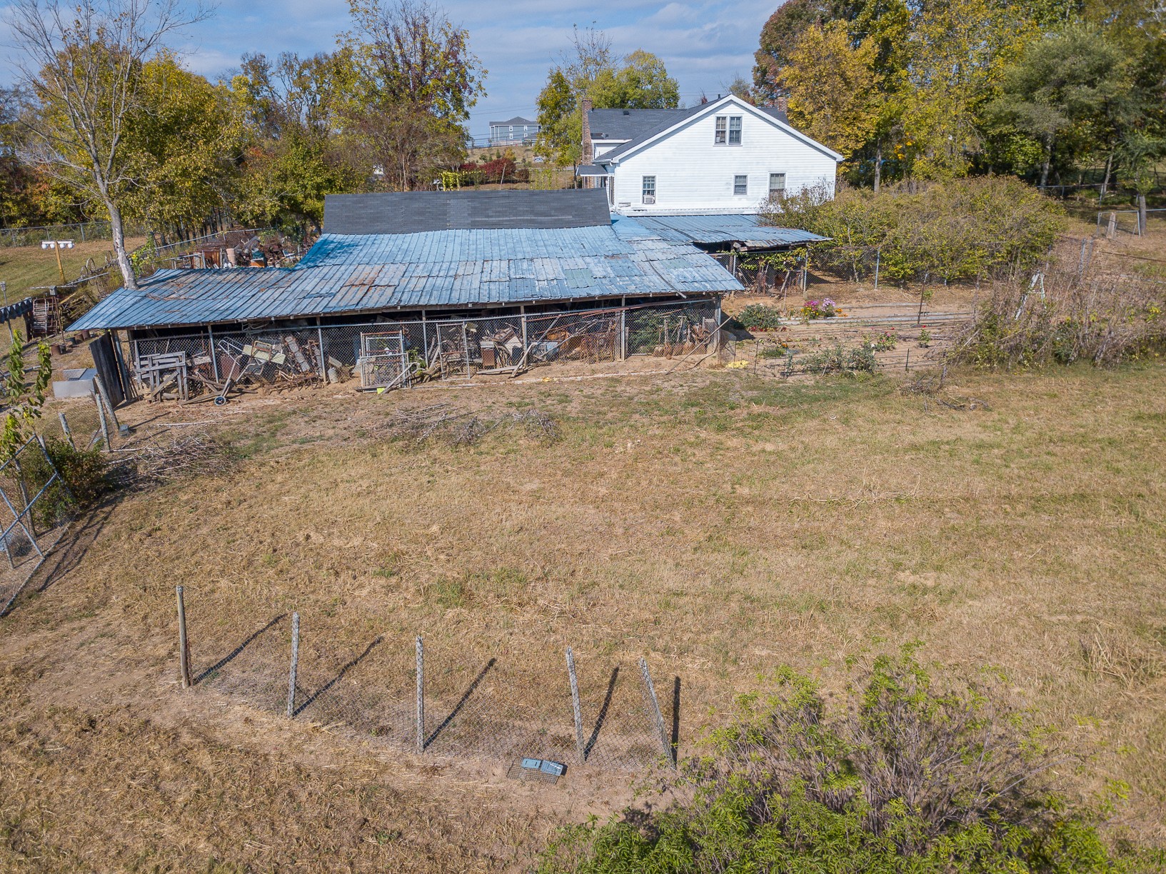 1668 Nashville Highway Columbia TN 38401