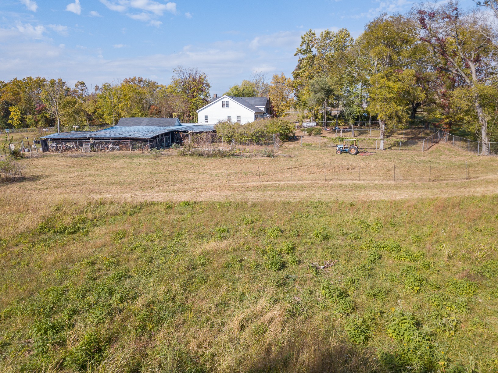 1668 Nashville Highway Columbia TN 38401