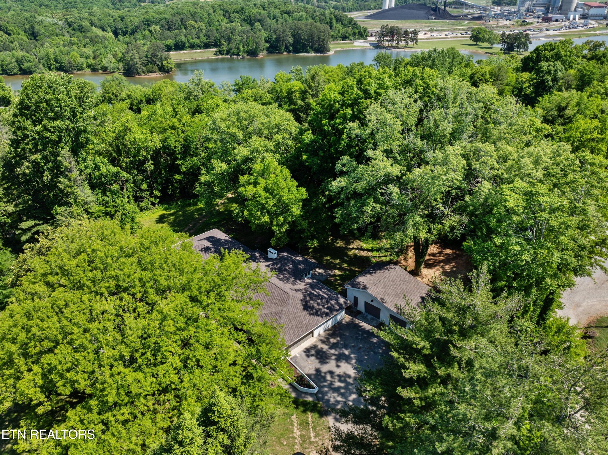1504 Roane State Highway Kingston TN 37763