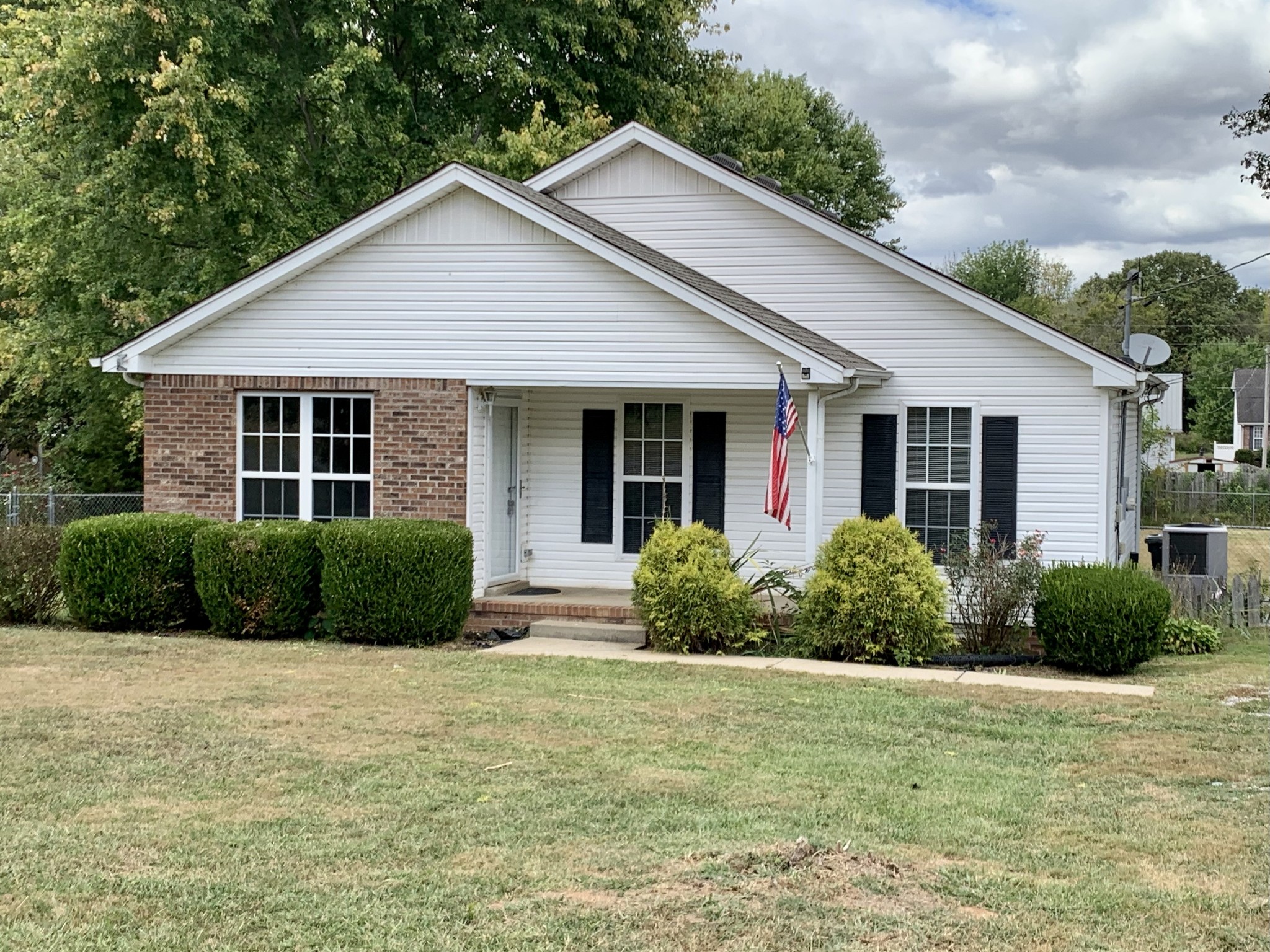 306 Hunter Street Portland TN 37148