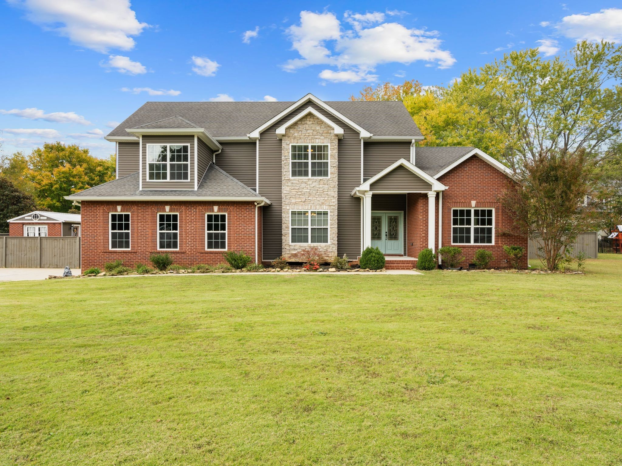 650 Dixie Bee Road Clarksville TN 37043