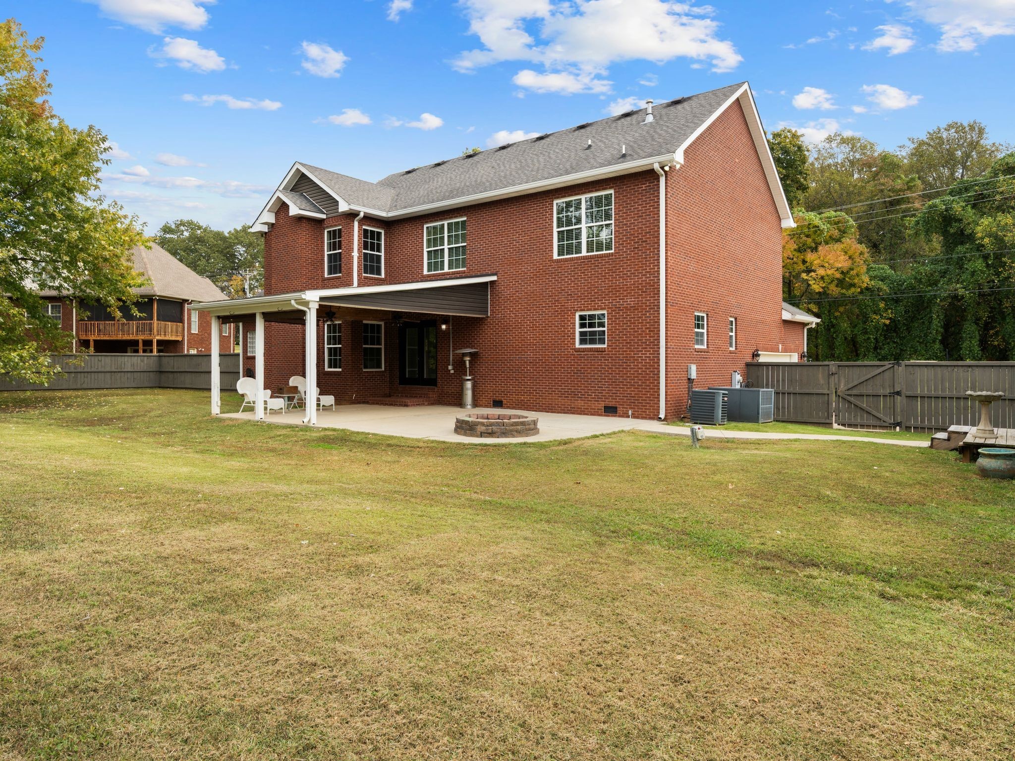 650 Dixie Bee Road Clarksville TN 37043