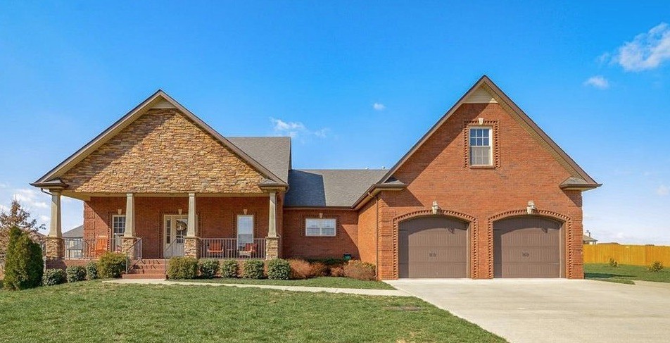 380 Waylon Court Clarksville TN 37043
