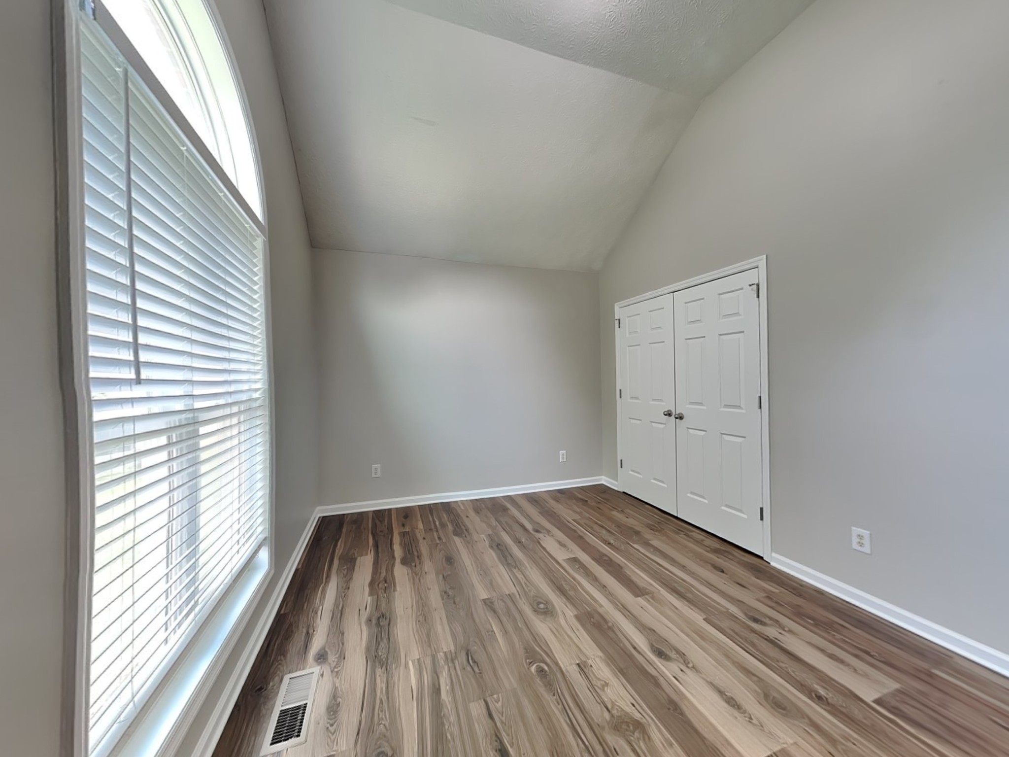 576 Deer Path Gallatin TN 37066