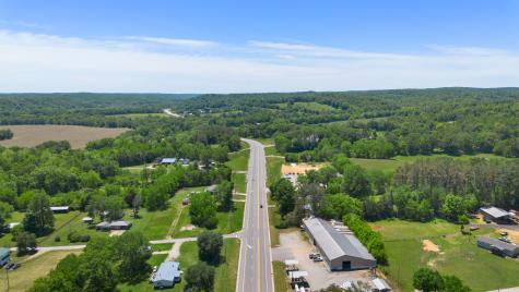6819 S Main Street Lobelville TN 37097