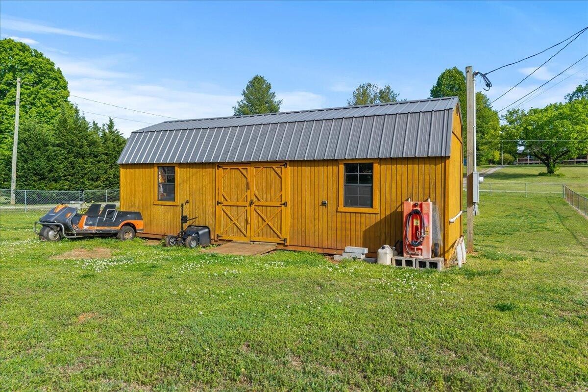 350 Stephens Road Greenback TN 37742