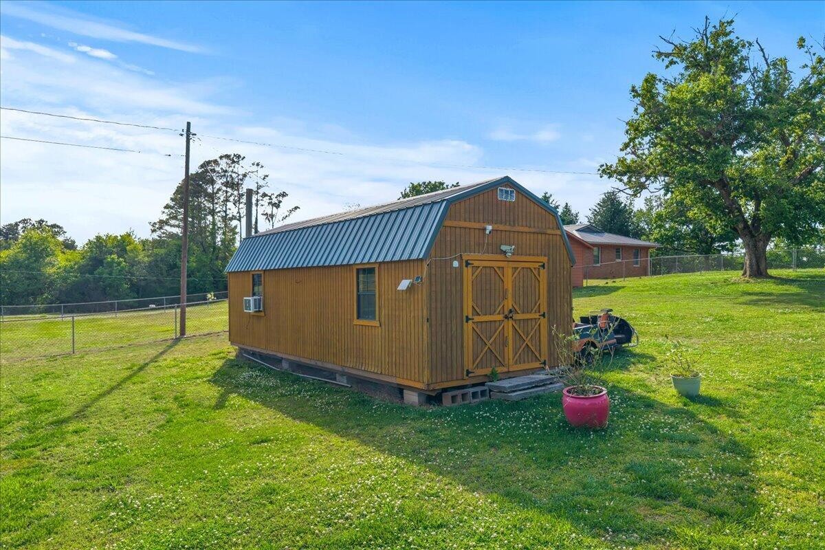 350 Stephens Road Greenback TN 37742