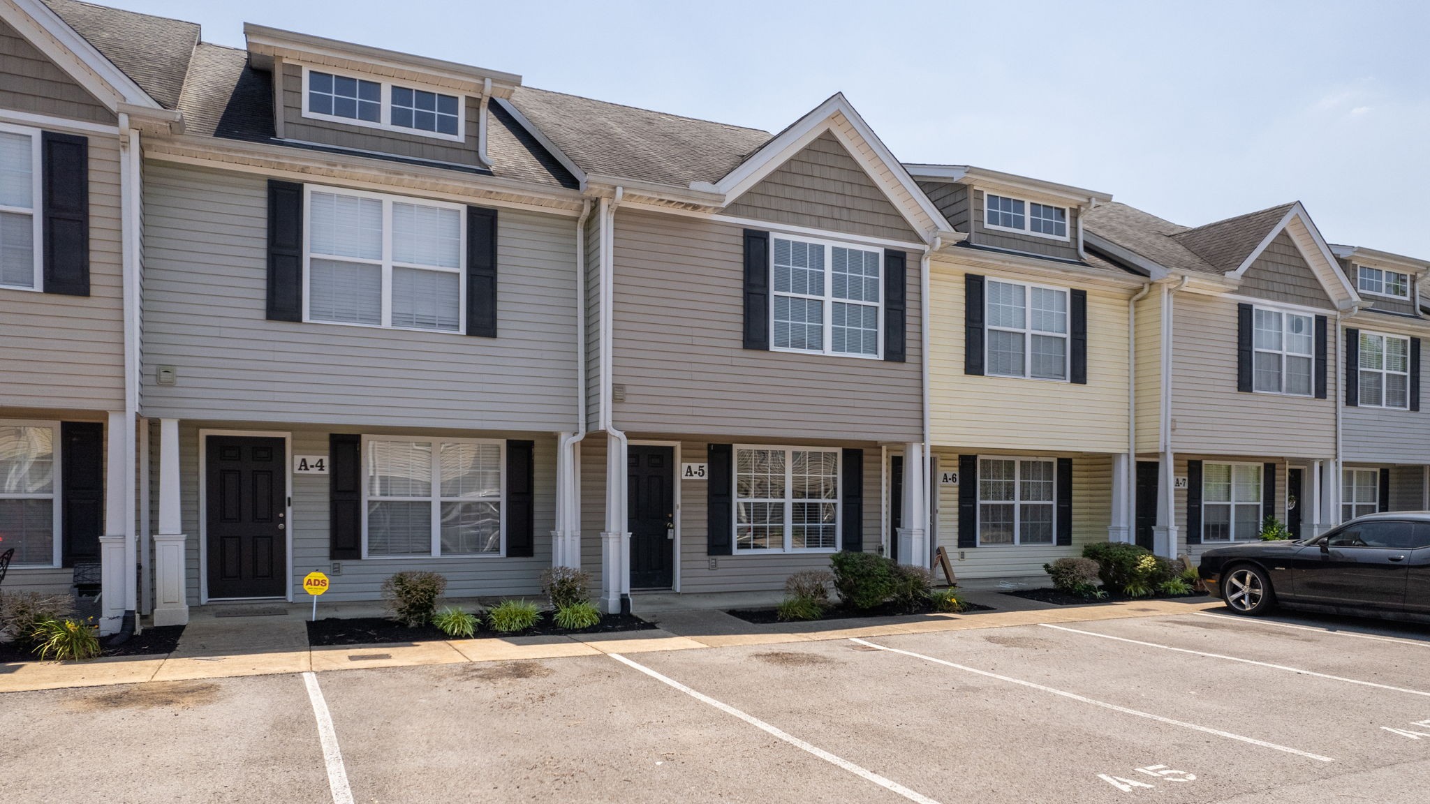 2961 S Rutherford Boulevard Murfreesboro TN 37130