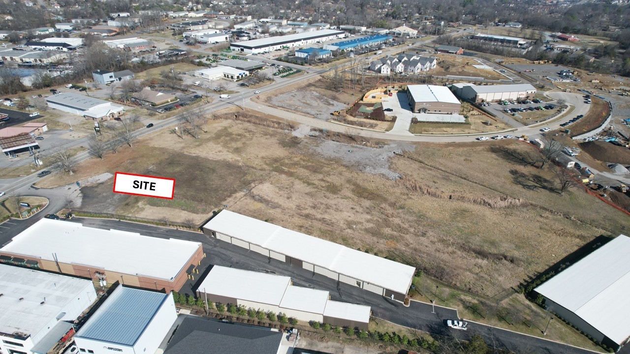 100 New Shackle Island Road Hendersonville TN 37075